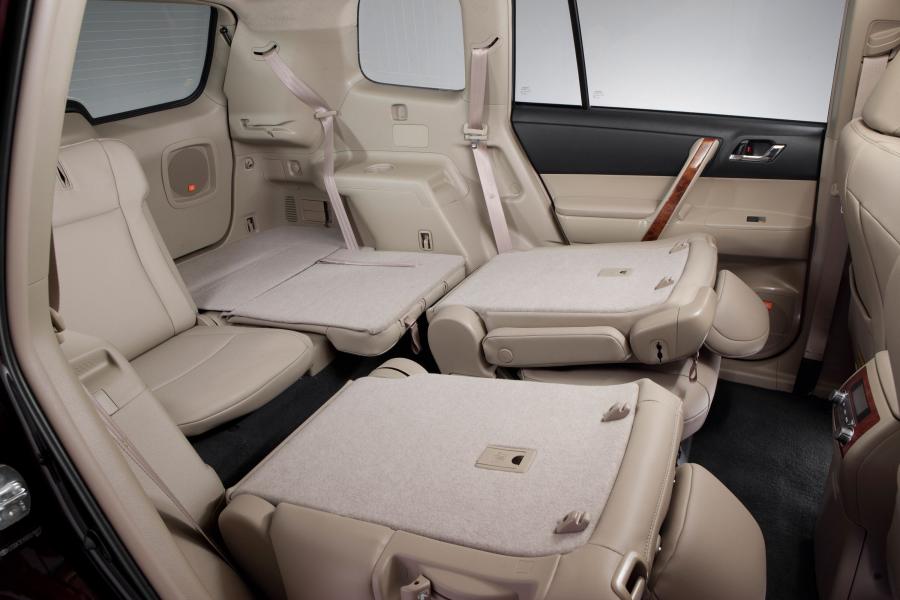  Toyota Highlander 2011 года  (фото 36 из 108)